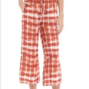 Tie dye cropped pants